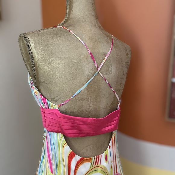 La Femme Retro Formal Prom Gown - Picture 3 of 5